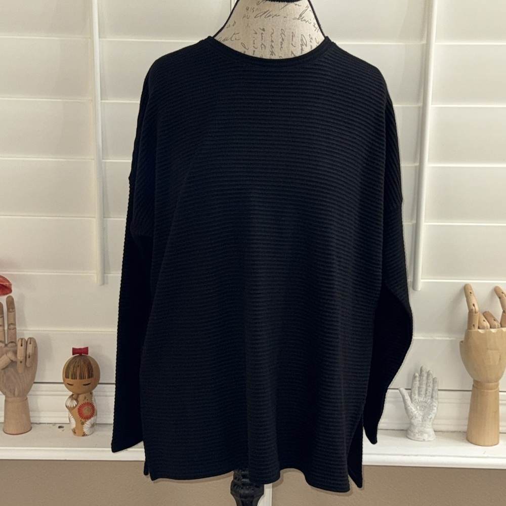 Chico's Ribbed Knit Structured Tunic Top Black